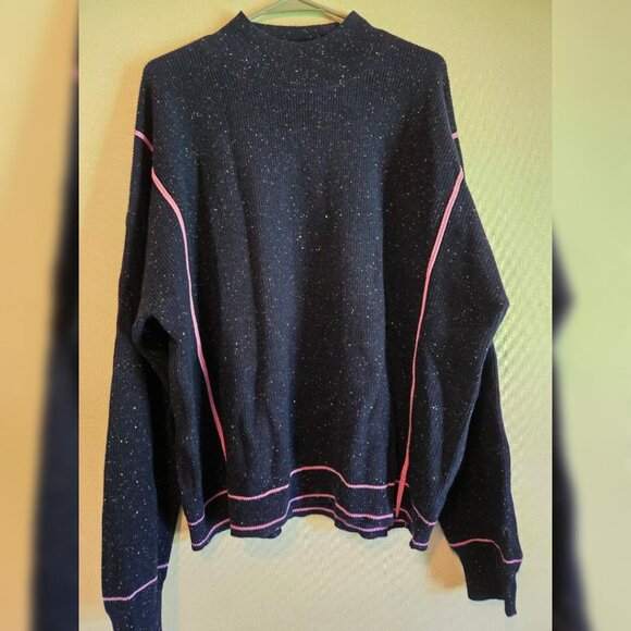 Overland - Picture 1 of 4